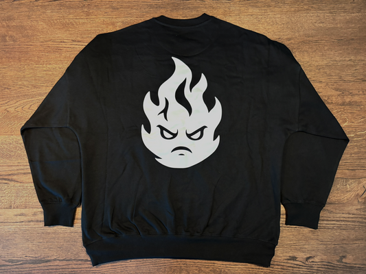 "Fueled by Winter" – Oversized Sweatshirt (Black)